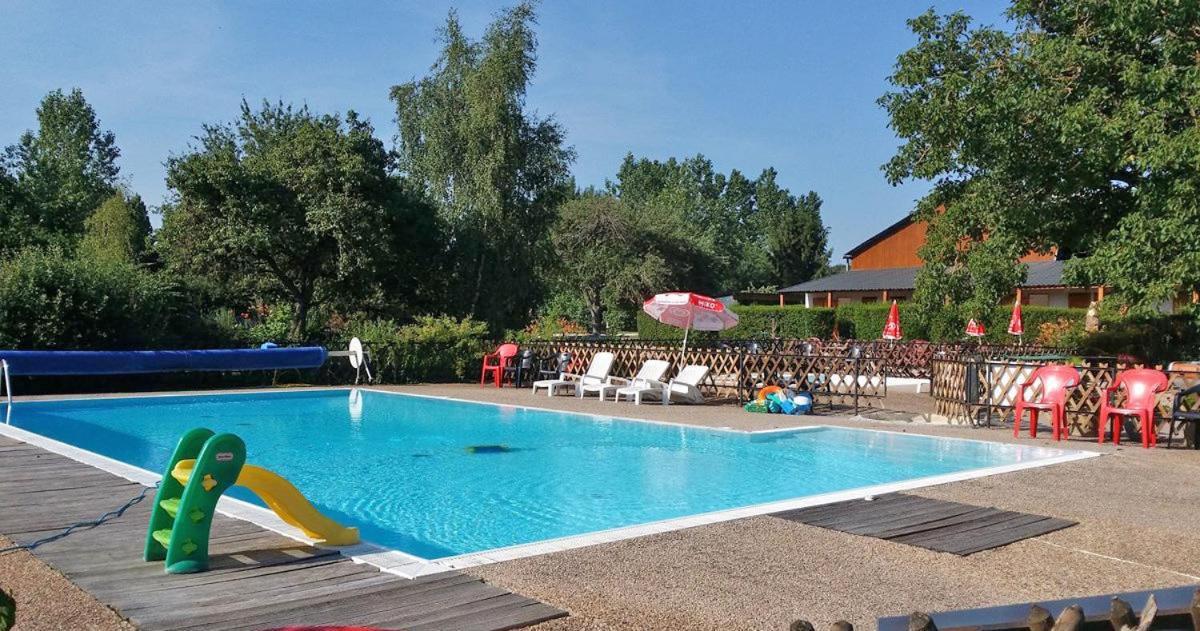 Camping Valloire-Sur-Cisse Villa Seillac Exterior photo